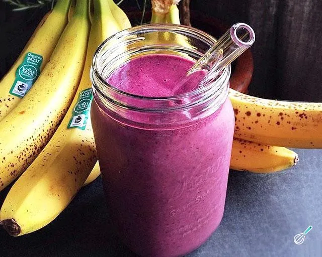 VITAMINA AÇAÍ COM BANANA